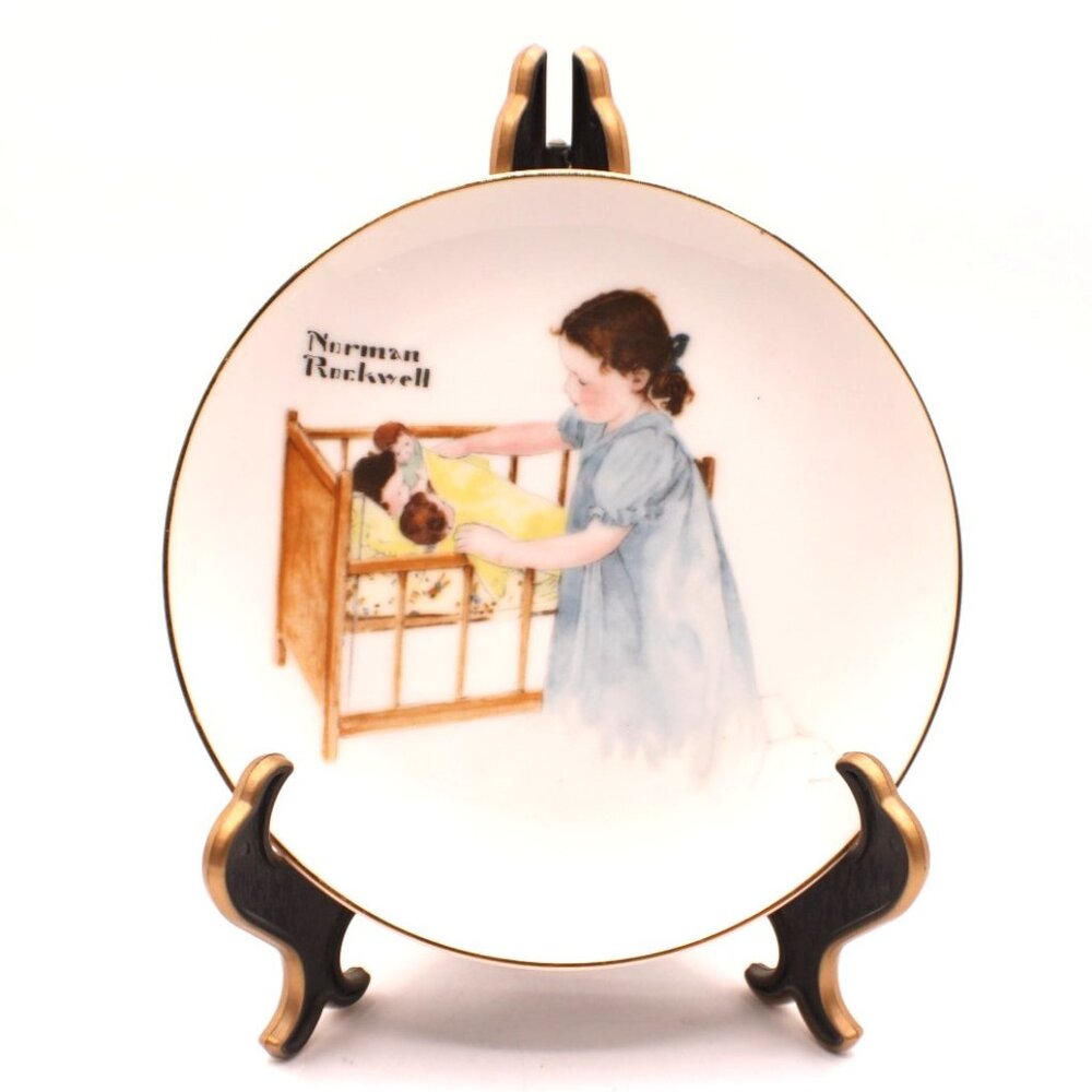 Norman Rockwell Sleep Tight Collector Plate with Stand Made in Japan Lmt Edt Vtg